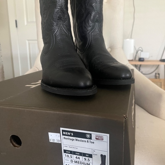 Ariat Black Cowboy Boots - Picture 3 of 6